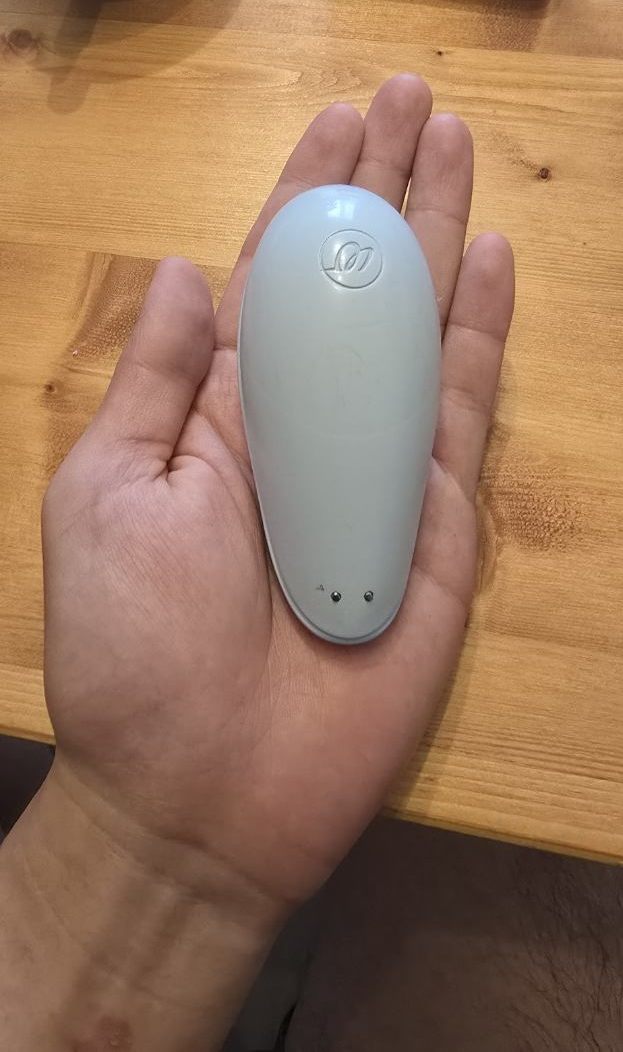 ウーマナイザー リバティ2を手のひらに載せたサイズ感
